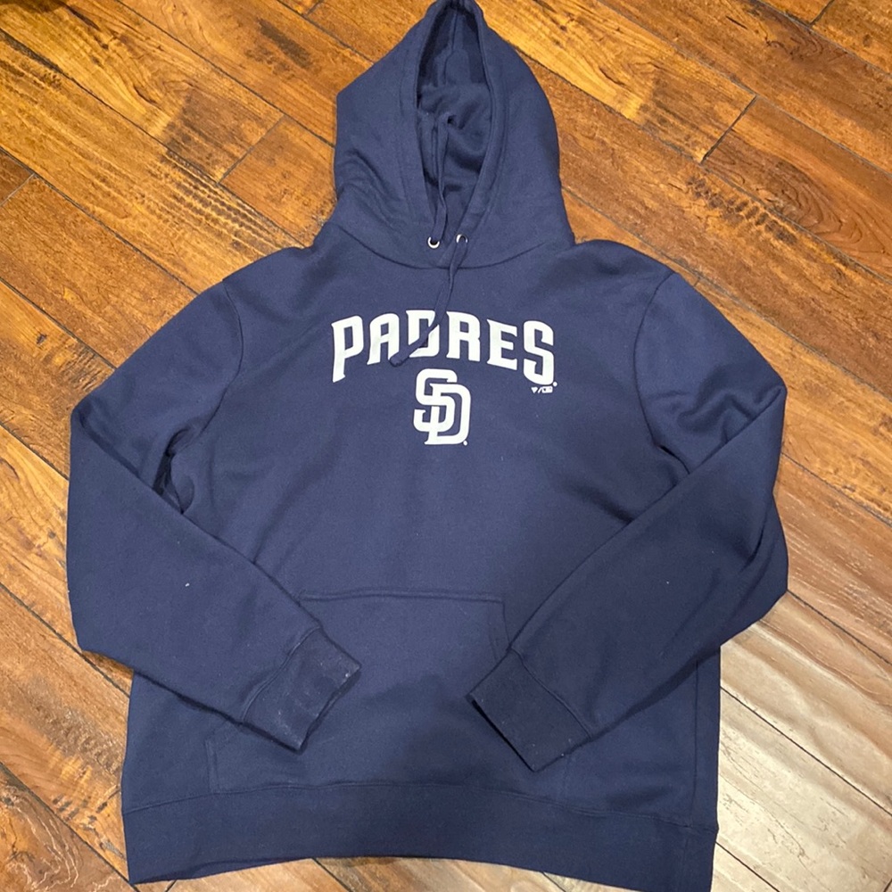 Men San Diego Padres hoodie sweatshirt in XL.